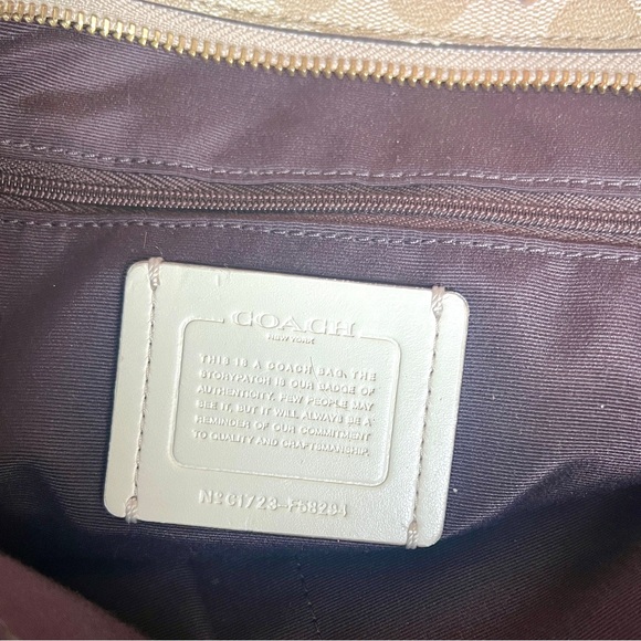 Coach Zip-Top Tote Shoulder Handbag w/ Free Wallet - Picture 10 of 14